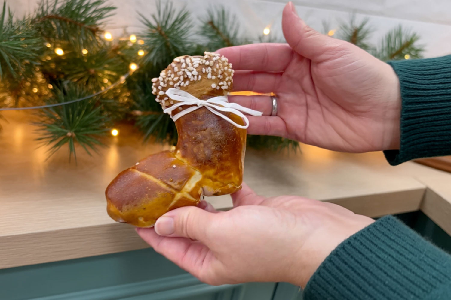 Schnelle Nikolausstiefel mit Laugenstangen aus dem Ninja Airfryer