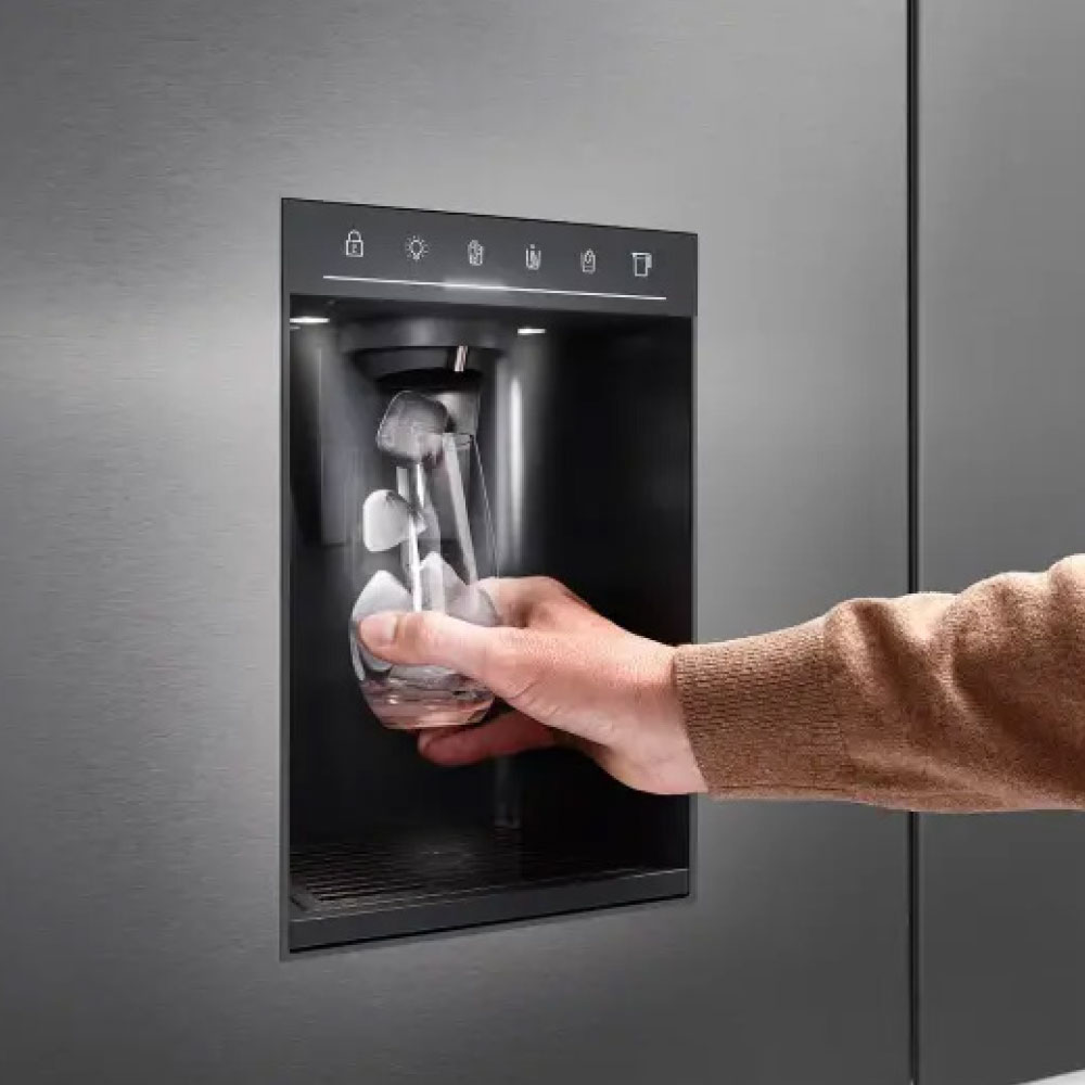 Liebherr bei der IFA 2025 Water & Ice Center © Liebherr